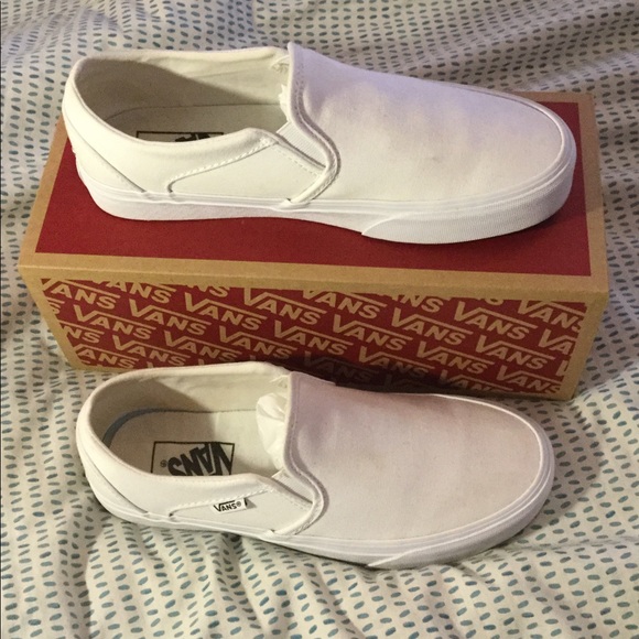 Vans Shoes - White Slip On Asher Vans